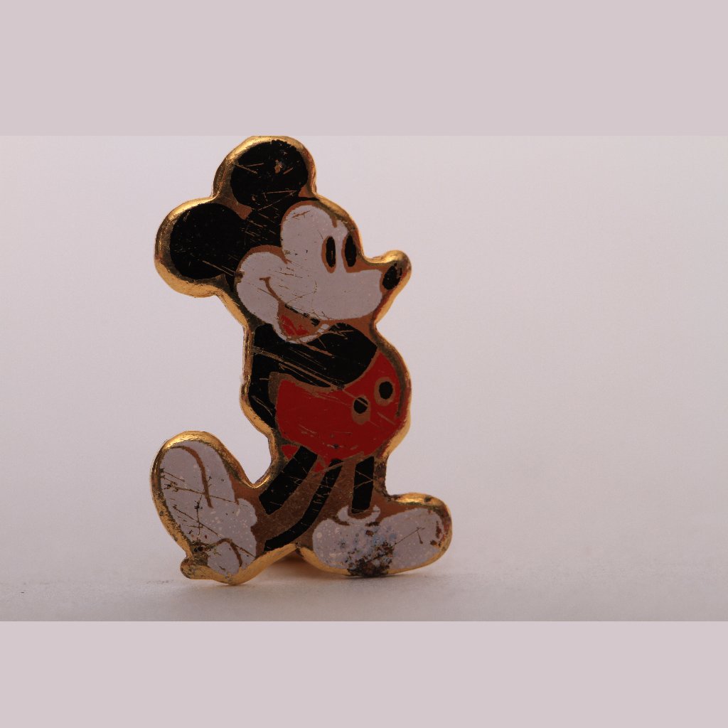 A 1960s Mini Mickey Pin 43$